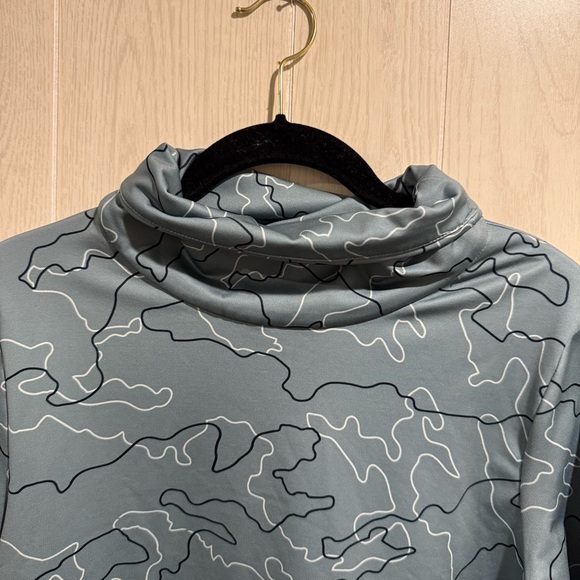 Under Armour ColdGear Cowl Neck Pullover - Topo Camo - Size M - Picture 3 of 6